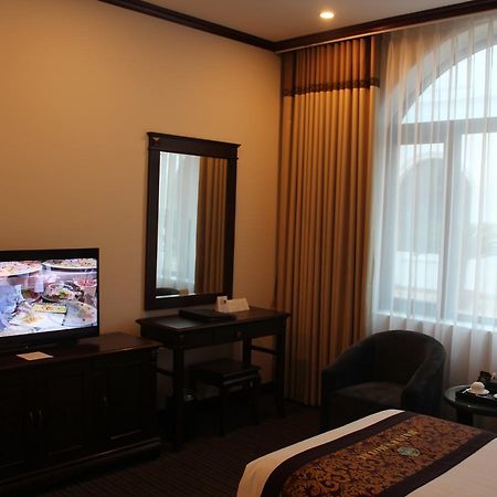 Cam Pha Hai Yen Luxury Hotel מראה חיצוני תמונה
